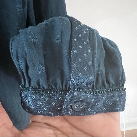 Coldwater Creek Dark Teal Blue Embroidered Beaded Button-Up Whimsy Blouse |PXL| - Picture 8 of 11